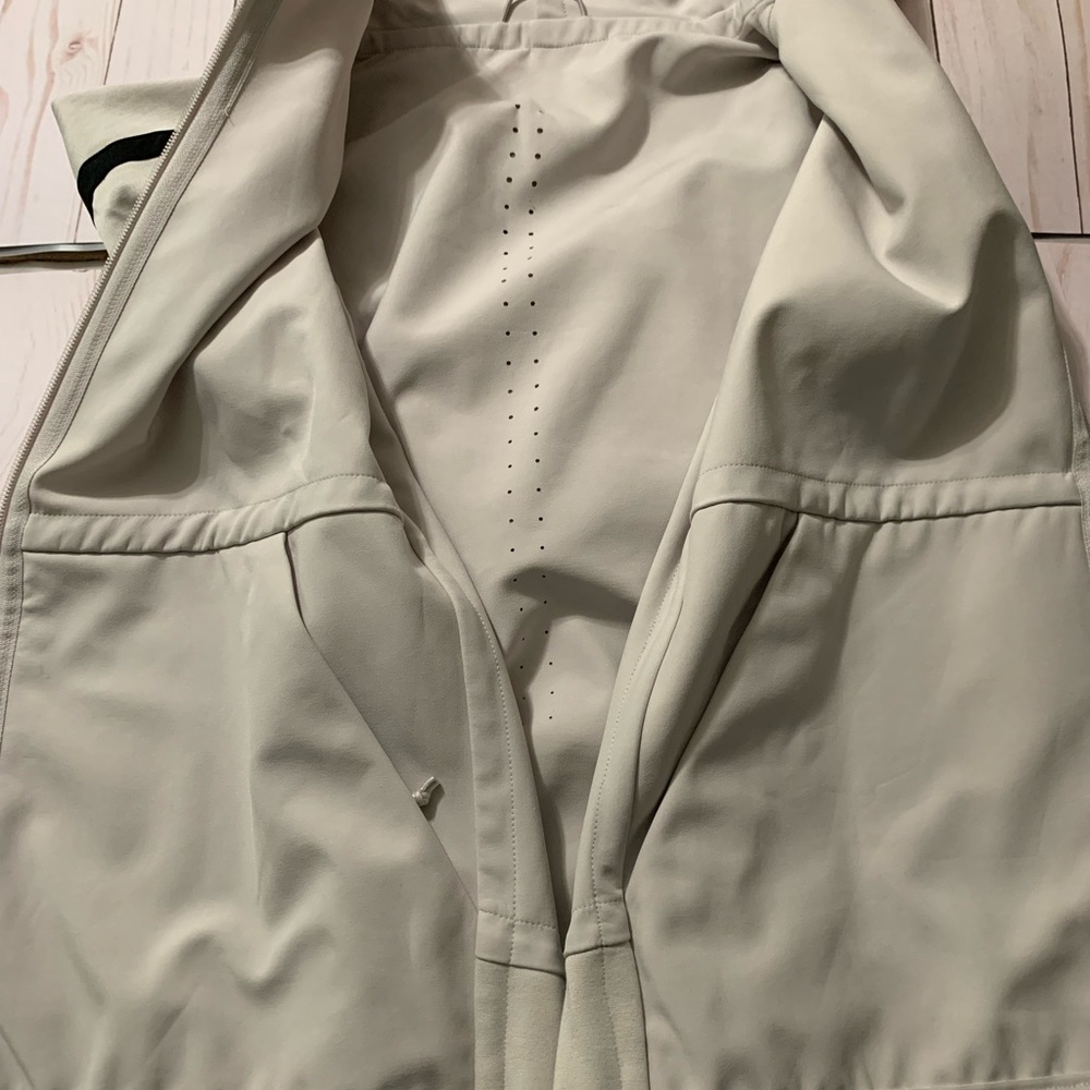 Adidas ZNE Reversible Jacket - Picture 4 of 6